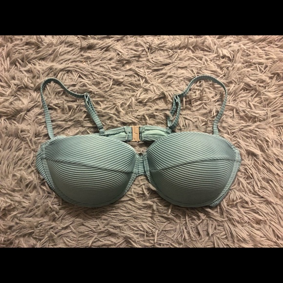 Blue Bikini - Picture 2 of 6